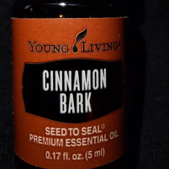 Cinnamon Bark essential oil - Picture 1 of 1